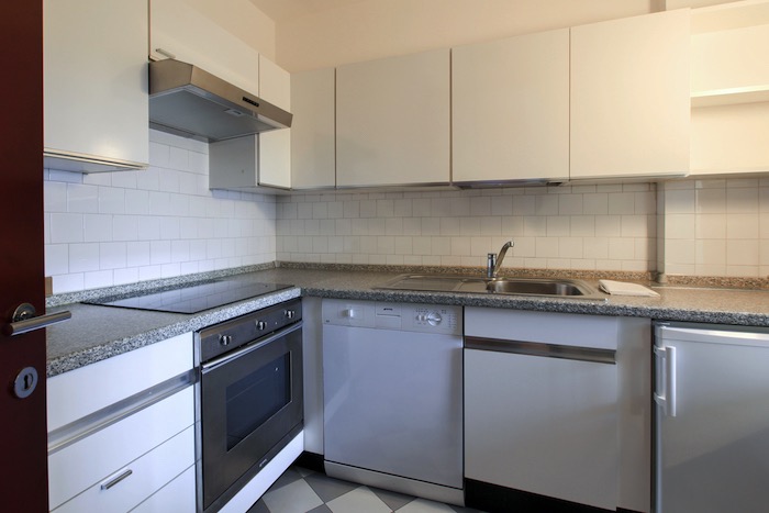Standard One bedroom apartment - Kitchen